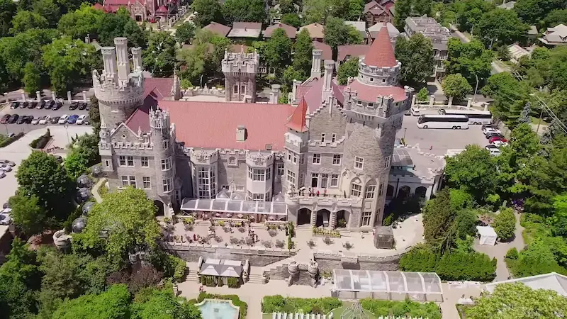 Kanada da gezilecek yerler - casa loma